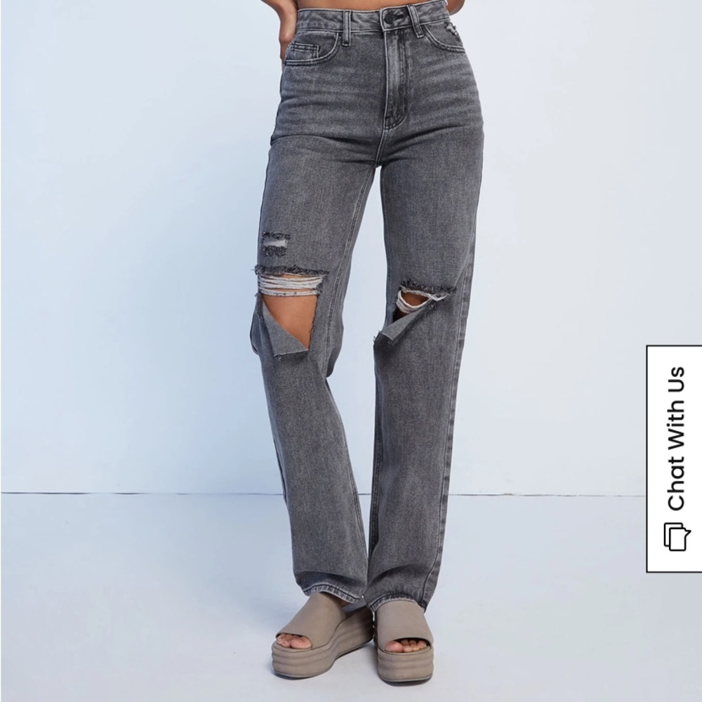 Pacsun Ripped 90’s boyfriend jeans